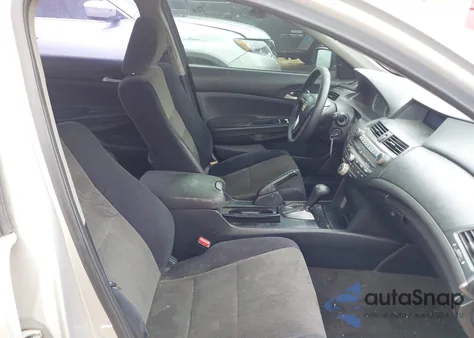 2010 Honda Accord 2.4 Lx-P z USA, uszkodzony, nr VIN 1HGCP2F45AA096154